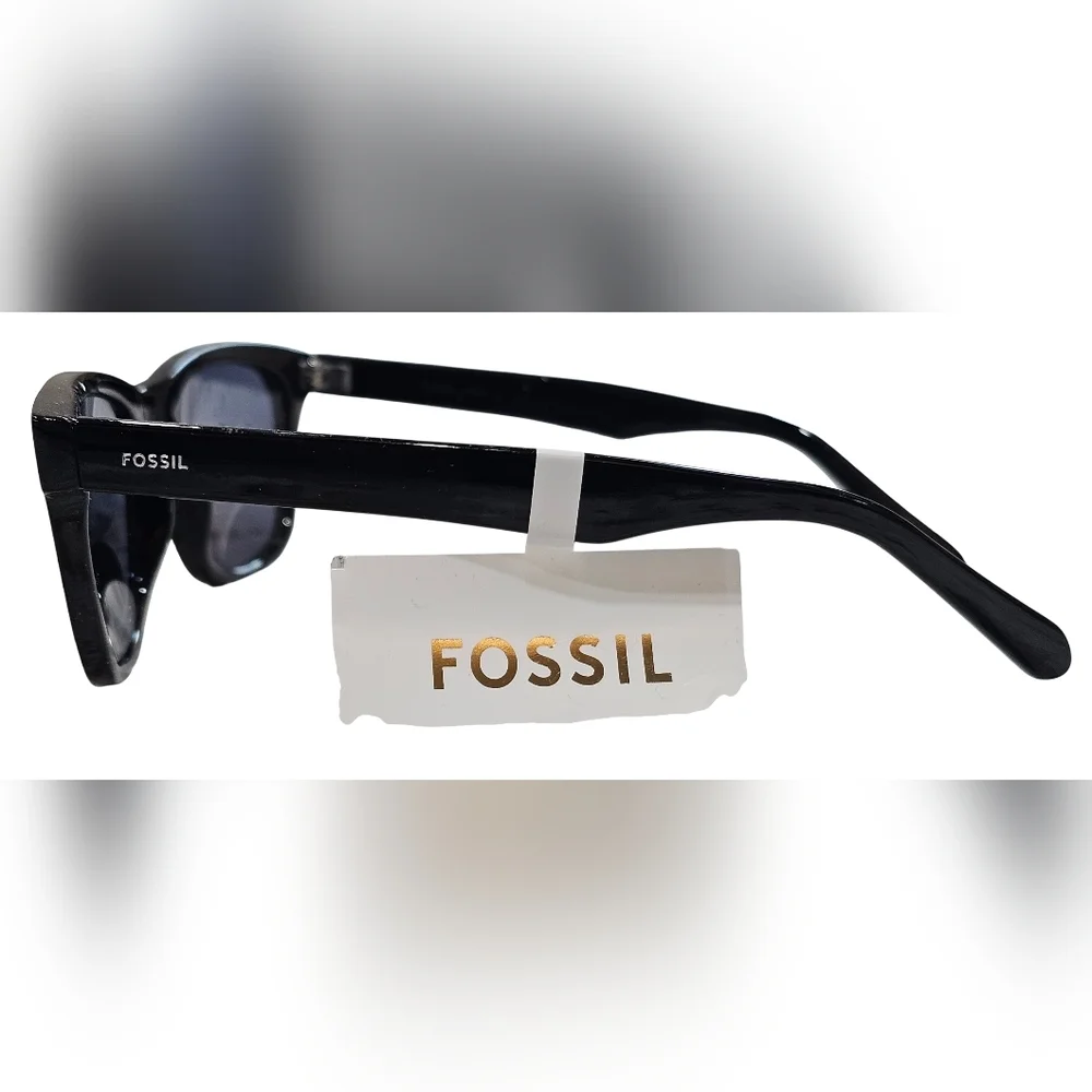 Fossil Women's Black Gloss Wayfarer Sunglasses. New!